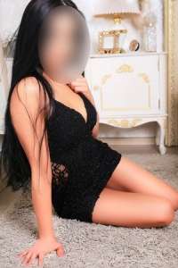 Beylikdüzü'nün Seksi ve Etkileyici Escort Bayanı